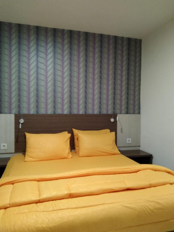 Smart Dream Inn Tangerang Esterno foto
